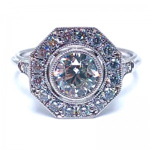 Round Diamond Engagement Ring