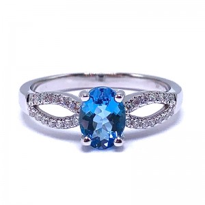 Aquamarine & Diamond Ring