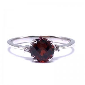 Garnet & Diamond Ring