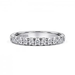 French Pave Diamond Wedding Band