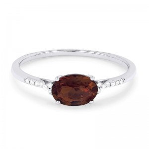 Garnet & Diamond Ring