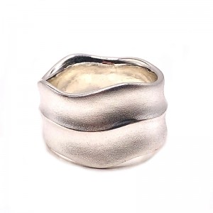 Leaf Band Ring