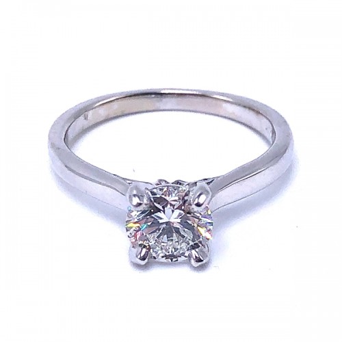 Round Diamond Engagement Ring