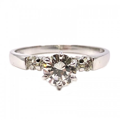 Round Diamond Engagement Ring