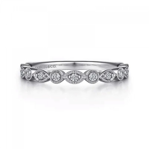 Women's Diamond Wedding Band