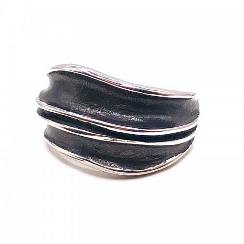 Thin Wave Ring