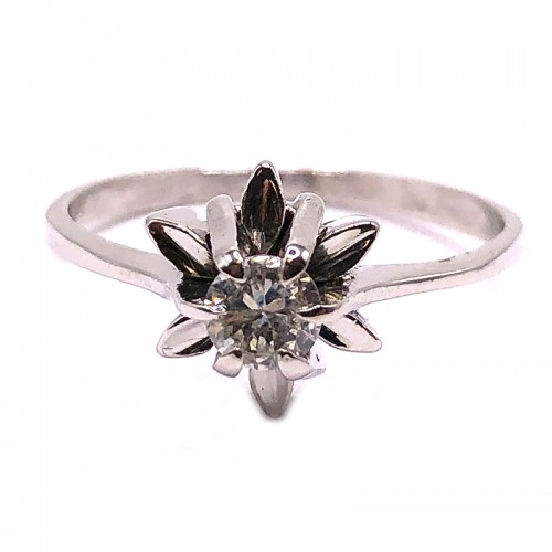 Estate Solitiare Diamond Ring Petal Design
