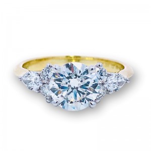 Simon G. Diamond Engagement Ring
