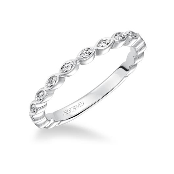 Petal Design Diamond Band