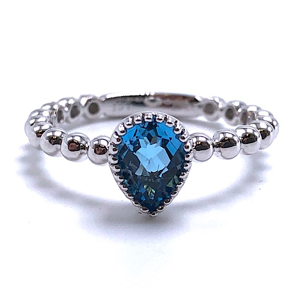 Ladies Blue Topaz Ring