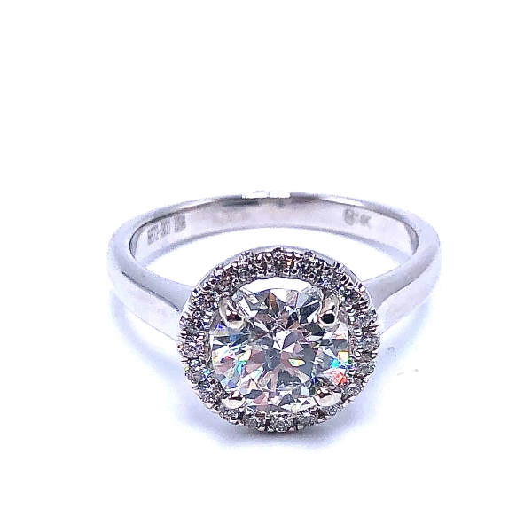 Round Diamond Engagement Ring