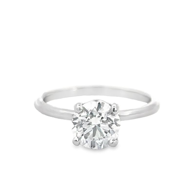 Round Diamond Engagement Ring