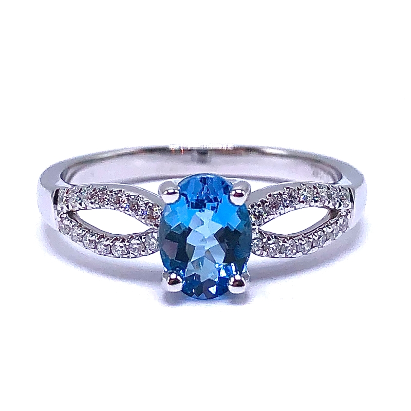 Aquamarine & Diamond Ring