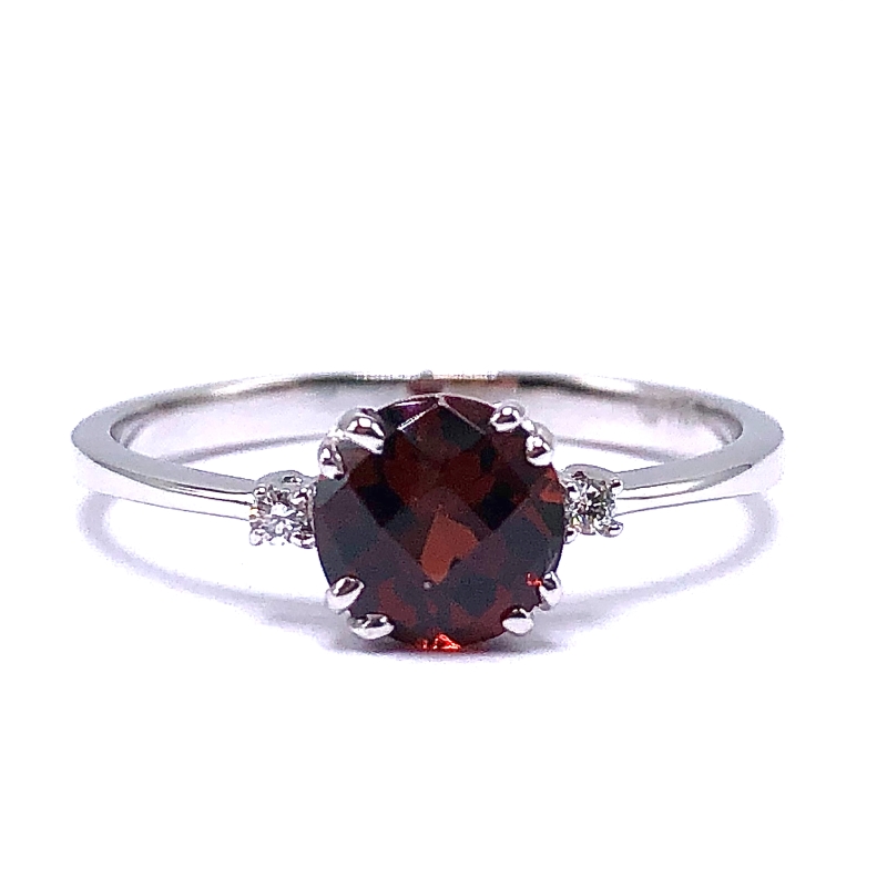 Garnet & Diamond Ring