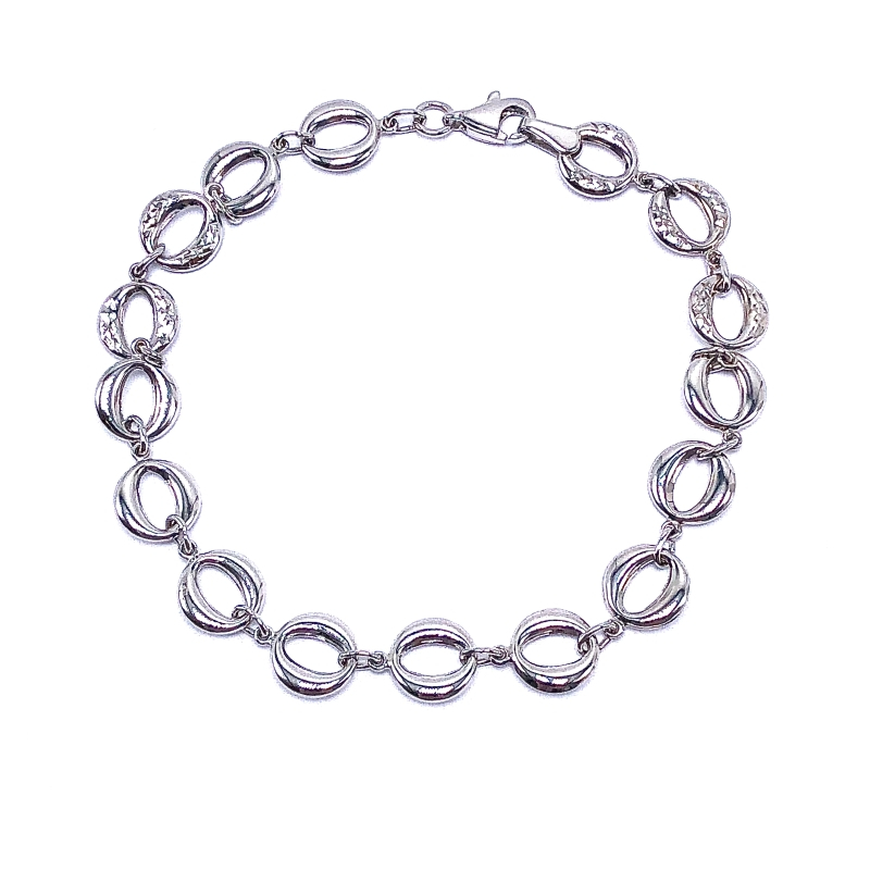 Circle Link Bracelet