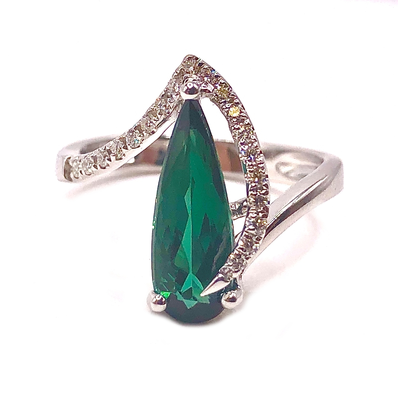 Green Tourmaline & Diamond Ring