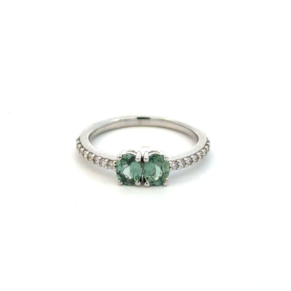 Estate Alexandrite & Diamond Ring